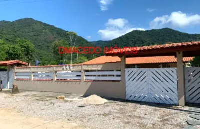 Casa com 4 quartos à venda na rua maranhão, 446, praia da lagoinha, ubatuba por r$ 950.000