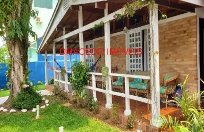 Casa em condomínio fechado com 4 quartos para alugar na rua bom retiro, 35, praia da lagoinha, ubatuba