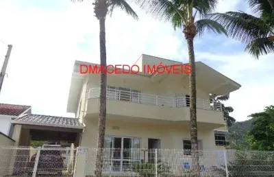Casa em condomínio fechado com 4 quartos para alugar na rua seis, 24, praia do sape, ubatuba