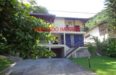 Casa em condomínio fechado com 5 quartos à venda na rua sabia, 2317, praia da lagoinha, ubatuba, 424 m2 por r$ 2.650.000