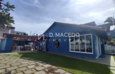 Casa em condomínio fechado com 6 quartos para alugar na avenida copacabana, 584, praia da lagoinha, ubatuba por r$ 2.900 por dia