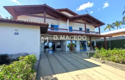 Casa em condomínio fechado com 8 quartos para alugar na avenida copacabana, praia da lagoinha, ubatuba por r$ 2.800 por dia