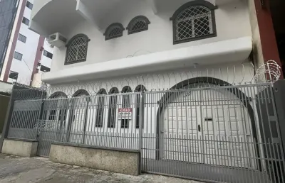 Casa comercial com 5 salas para alugar no Umarizal, Belém 