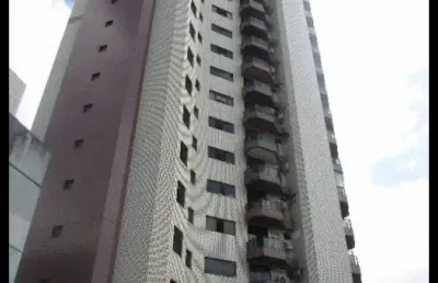 Apartamento à venda na Avenida Serzedelo Corrêa, 347, Nazaré, Belém