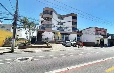 Apartamento à venda, no bairro estreito, florianópolis-sc, com 3 quartos, sendo 1 suíte, com 1 vaga