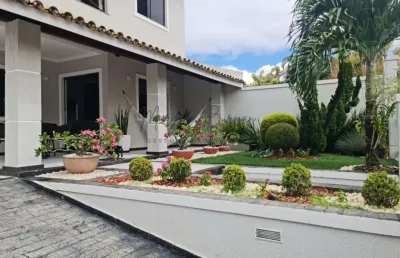 Casa em condomínio para venda em lauro de freitas, centro, 5 dormitórios, 4 suítes, 6 banheiros, 3 vagas