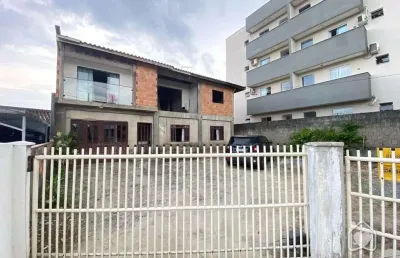 Casa com 3 quartos à venda na Rua Quinze de Novembro, 44007, Vila Nova, Joinville