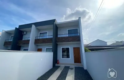 Casa com 3 quartos para alugar na Rua Benjamin Antônio Pegorette, 320, Vila Nova, Joinville