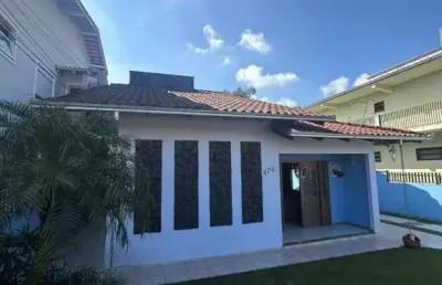 Casa com 3 quartos à venda na Rua Quinze de Novembro, 29373, Vila Nova, Joinville