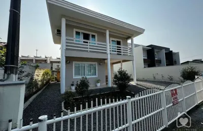 Casa com 3 quartos à venda na Rua Quinze de Novembro, 10635, Vila Nova, Joinville