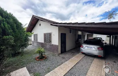 Casa com 3 quartos à venda na Rua Quinze de Novembro, 84522, Vila Nova, Joinville