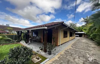 Casa com 4 quartos à venda na Rua Quinze de Novembro, 46731, Vila Nova, Joinville