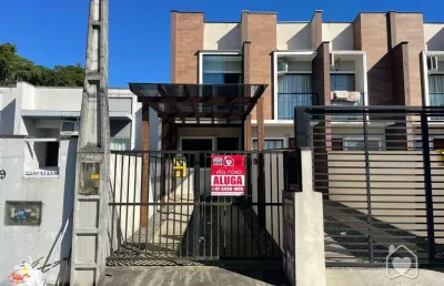 Casa com 2 quartos para alugar na Rua Pastor Liosés Domiciano, 523, Vila Nova, Joinville