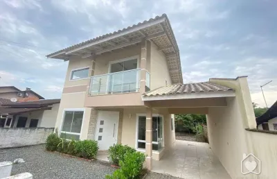 Casa com 3 quartos à venda na Rua Quinze de Novembro, 89415, Vila Nova, Joinville