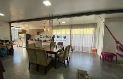 Casa pré-moldada para venda em praia do estaleirinho balneário camboriú-sc