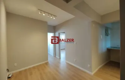 Apartamento com 2 quartos à venda na rua francisco tolentino, 800, centro, florianópolis por r$ 550.000