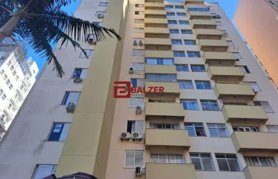 Apartamento com 1 quarto à venda na rua padre roma, 221, centro, florianópolis por r$ 550.000