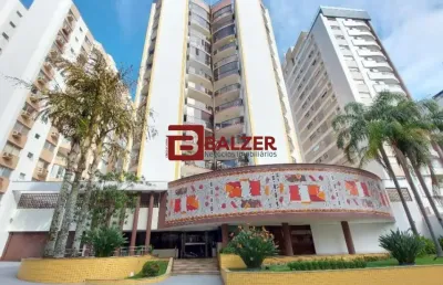 Apartamento com 4 quartos à venda na rua altamiro guimarães, 360, centro, florianópolis por r$ 1.643.000