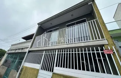 Casa com 3 quartos à venda no Alto Boqueirão, Curitiba 