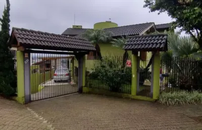 Esta a procura de uma casa ampla para morar com sua familia, entre em contato!