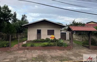 Casa mista com tres quartos para locacao em estancia velha-rs