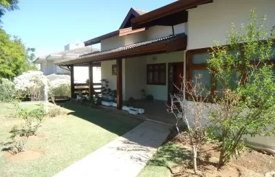 Casa à venda 4 quartos, 3 suites, 6 vagas, 512m², condominio vista alegre, vinhedo - sp | condomíni