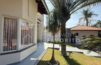Aluga-se casa com 490m , 4 dormitórios  2 suítes , no condomínio samambaia, em jundiaí sp