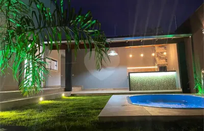 Casa com 3 quartos à venda em residencial araguaia - go