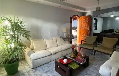 Casa com 3 quartos à venda na Albertina De Pina, Maracanã, Anápolis