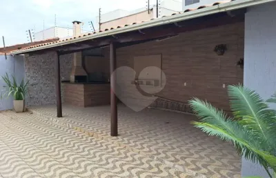 Casa com 3 quartos à venda na S-046, Anápolis City, Anápolis