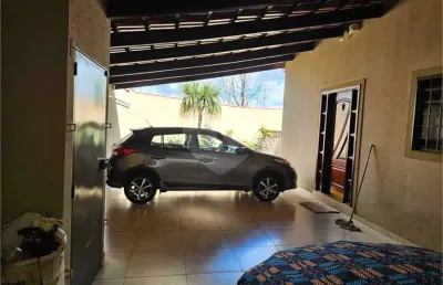 Casa com 3 quartos à venda em jardim alexandrina - go