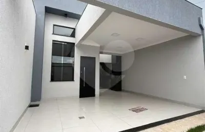 Casa com 3 quartos à venda em residencial ildefonso limírio - go