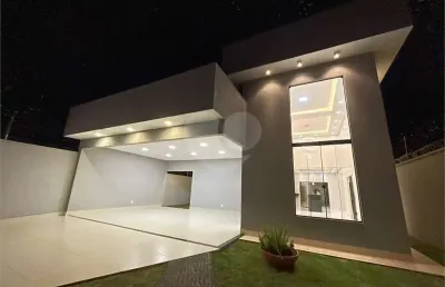 Casa com 3 quartos à venda em residencial cerejeiras - go