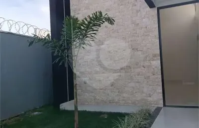 Casa com 3 quartos à venda em residencial jardins do lago - go