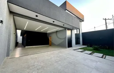 Casa com 3 quartos à venda em residencial jardins do lago - go