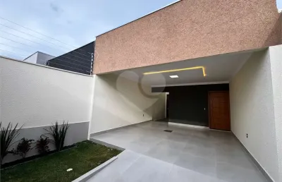 Casa com 3 quartos à venda em parque das primaveras - go