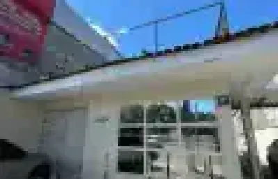 Prédio comercial - av. constantino nery, (em frente do ed. empire), 1600m2,  com estacionamento para 50 carros