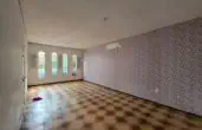 Vieralves. alugo casa comercial/ recidenceial com 3 quartos sendo 1 suite. todo na laje
