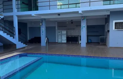Casa no cond encontro das aguas , dom pedro, 4 suítes, piscina, climatizado, armarios, 4 vagas/garag