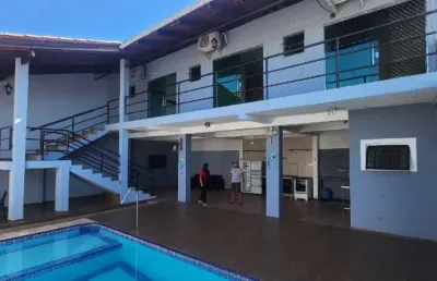 Casa no cond encontro das aguas , dom pedro, 4 suítes, piscina, climatizado, armarios, 4 vagas/garag