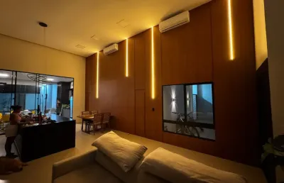 (treansferencia) vendo/alugo. alphaville 4. mobiliada com 3 suites, sala para 2 ambientes e 4 vagas