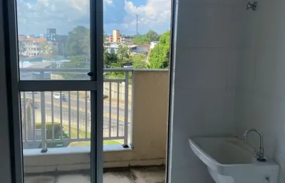 Cond. brisas do parque - próx a nilton lins  andar alto com varanda 2 quartos s/ 1 suíte