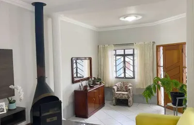 Casa com 4 quartos à venda na Rua Herculano de Freitas, Orfãs, Ponta Grossa