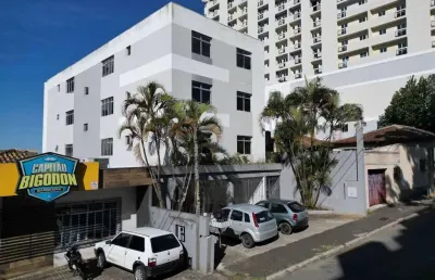 Prédio com 7 apartamentos, no centro - ponta grossa