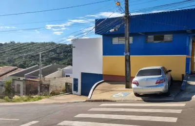 Casa comercial com 4 salas para alugar no Contorno, Ponta Grossa 