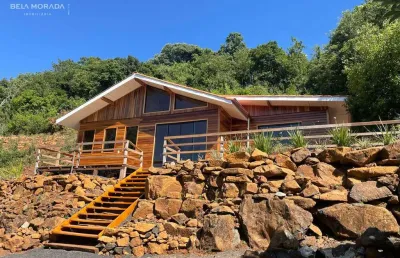 Casa no alagado de saudade do iguaçu - 03 quartos - toda em madeira nobre