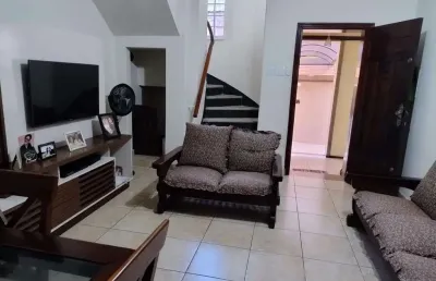 Casa com 3 quartos à venda na Rua do Colégio, Centro, São Vicente