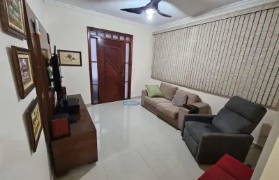 Casa com 2 quartos à venda na Rua Mantenópolis, Jardim Independência, São Vicente