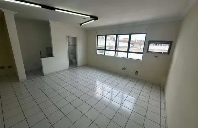 Sala comercial à venda na Rua Almeida Moraes, Vila Mathias, Santos