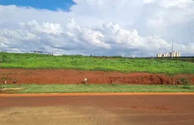 Terreno à venda na Avenida Paulo Gracindo, Gávea, Uberlândia